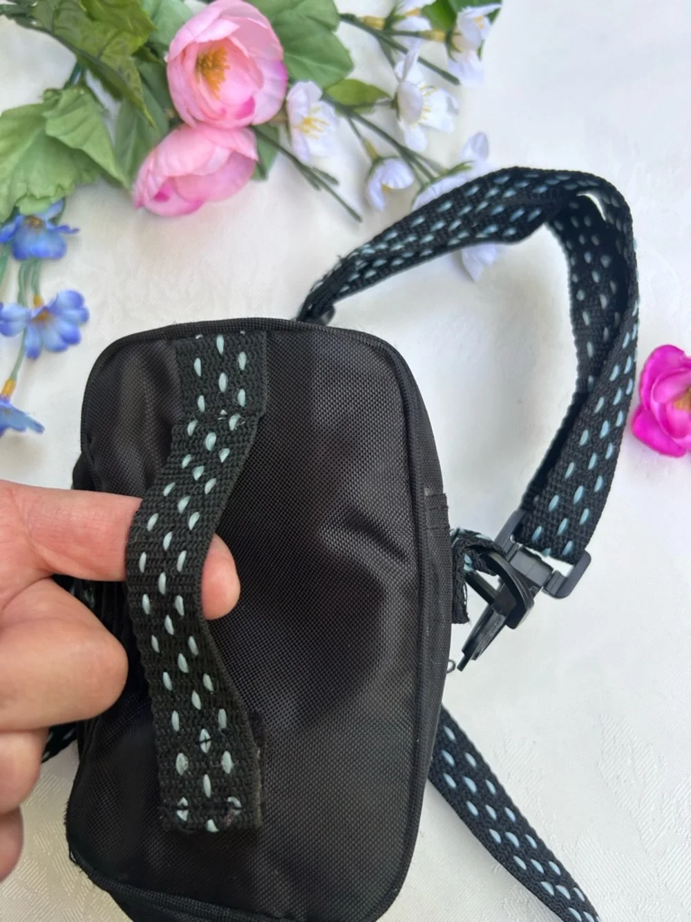 Samsonite Black Nylon Crossbody Pouch with Patterned Adjustable Strap  (Max 51”)